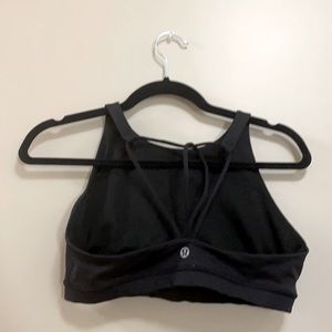 Lululemon high neck sports bra